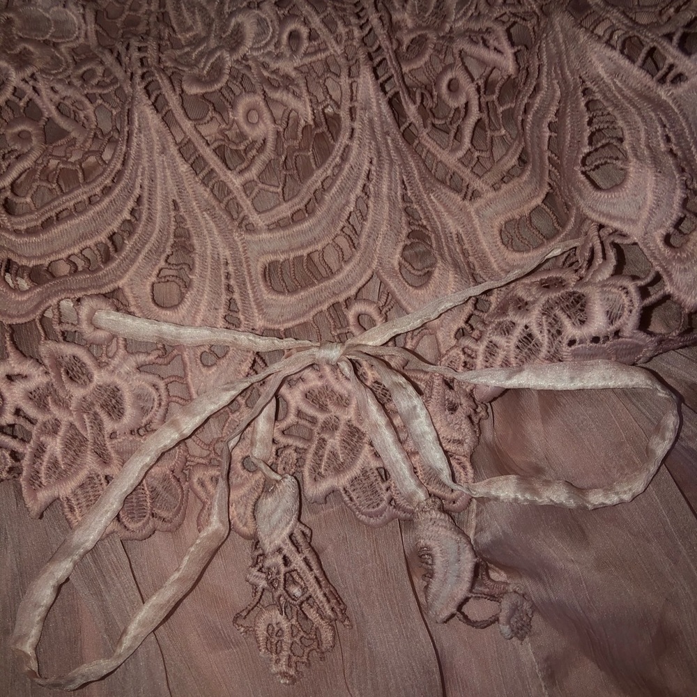 Dress - Picture 5 of 8